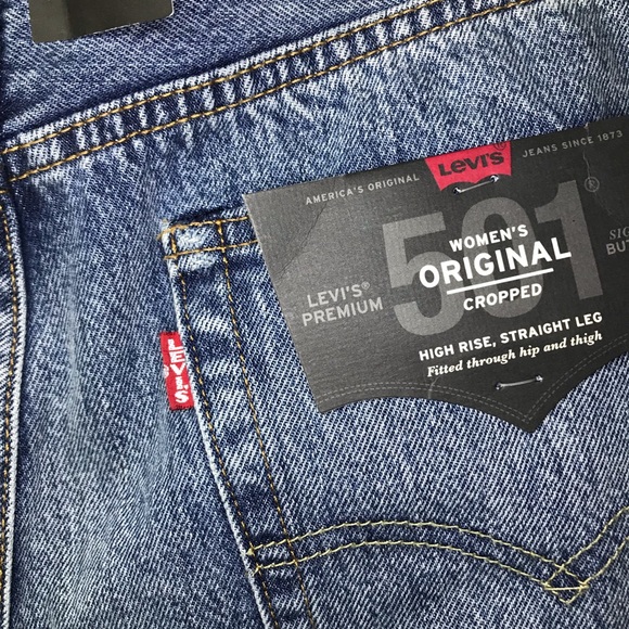 LAST ONE - [Levi’s] 501 Cropped Premium Jeans - Picture 5 of 8